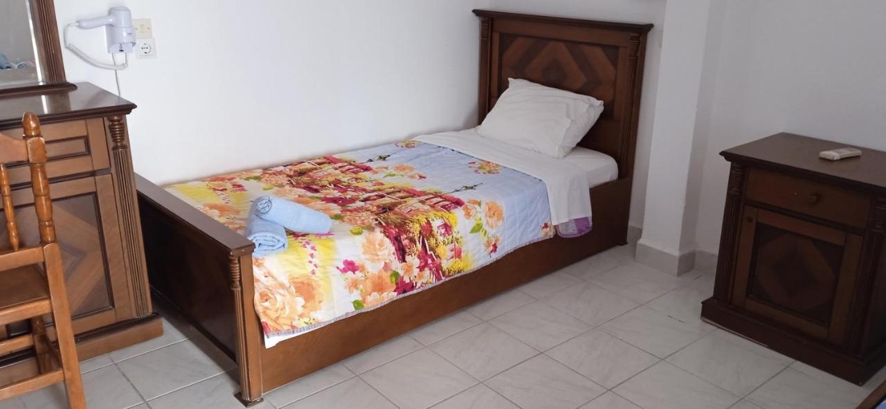 Studios Apartments Kapetanios Периса Екстериор снимка