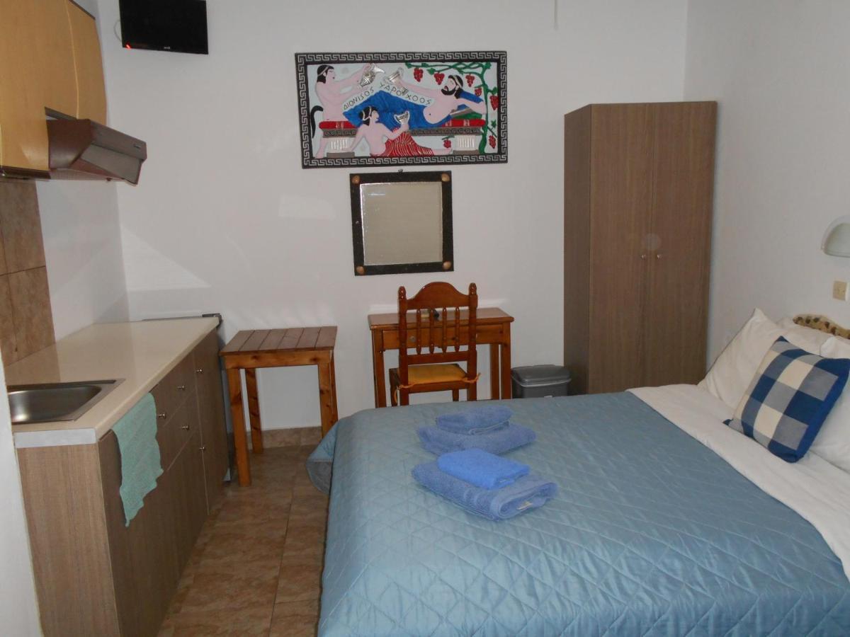 Studios Apartments Kapetanios Периса Екстериор снимка